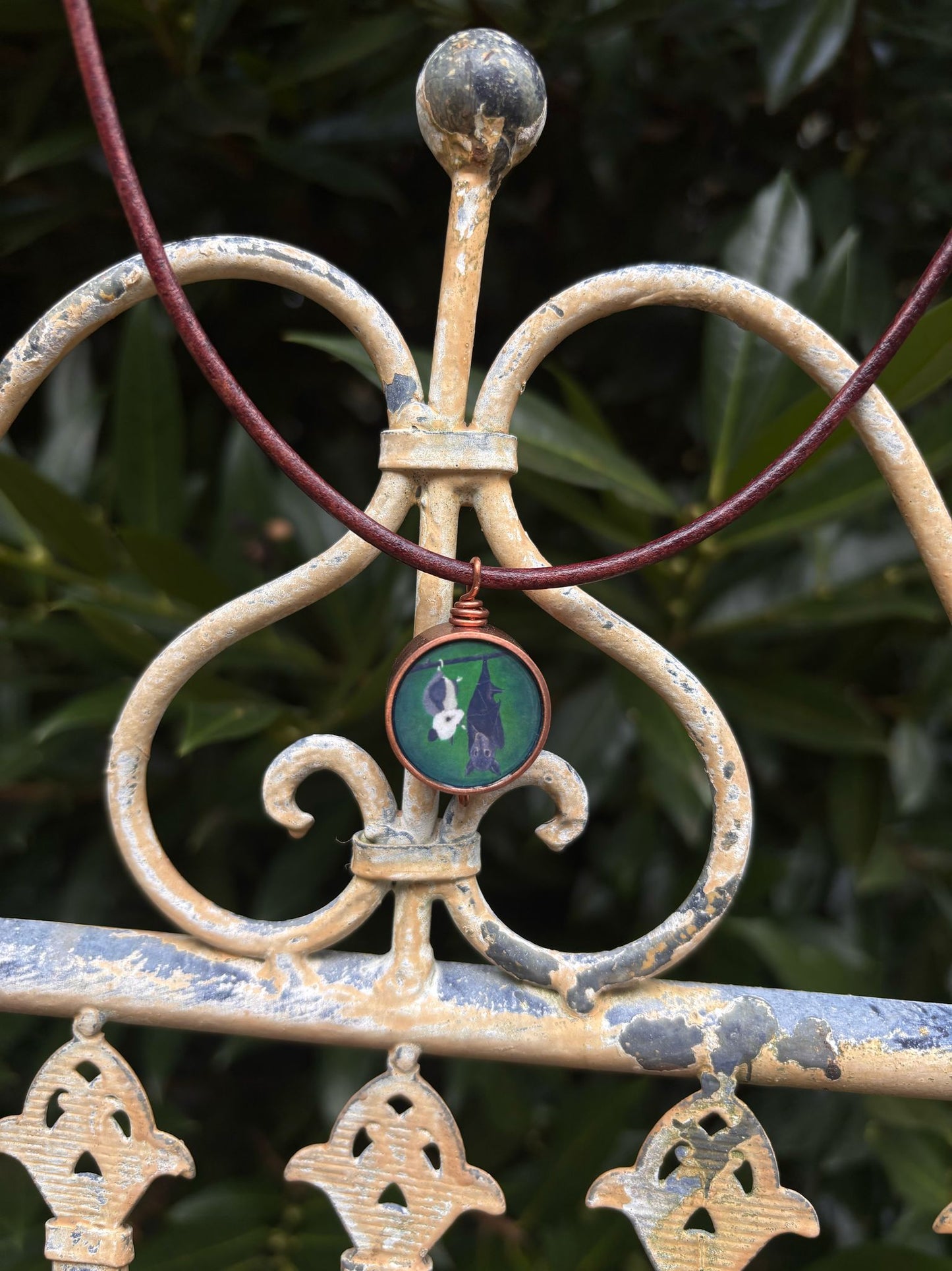 Opossum und Flughund Kette